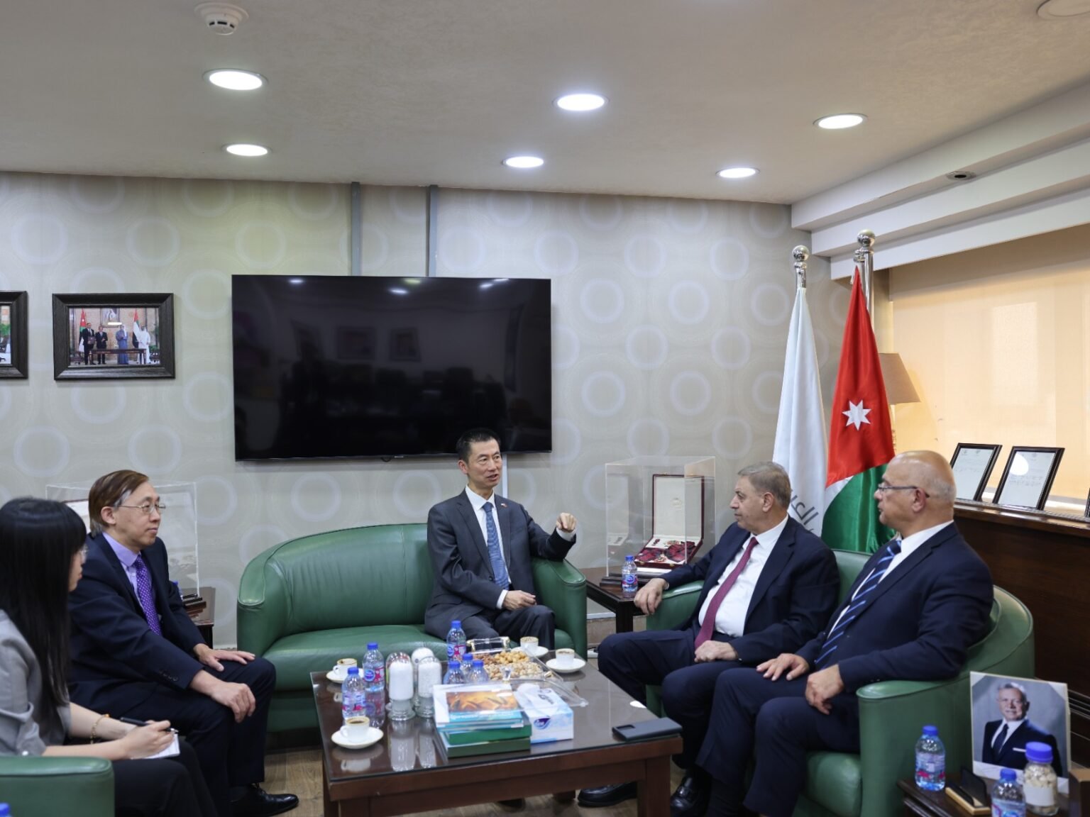 “البوتاس العربية” تبحث مع السفير الصيني آفاق التعاون الاقتصادي والشراكات الاستثمارية
